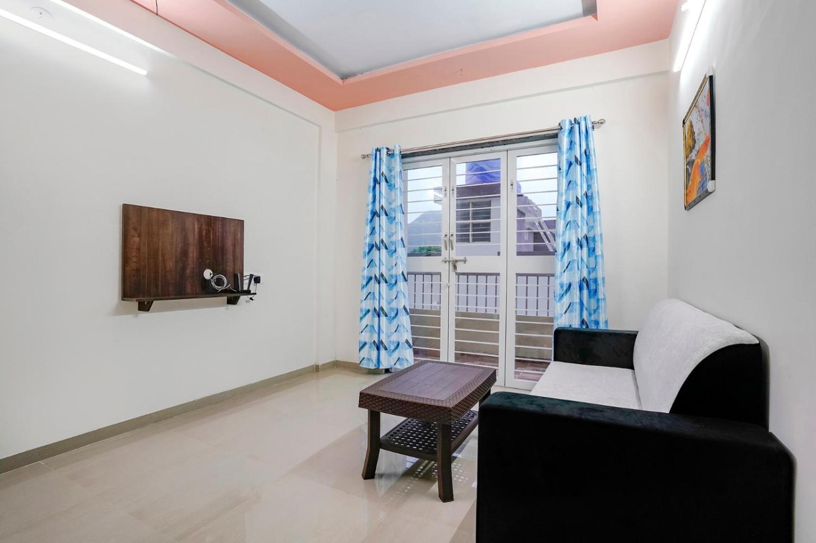 Hotel Comfort Caves Nashik Exteriör bild